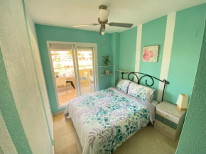 Room with sea and mountain views HABITACION EN PISO COMPARTIDO para 1 o 2 personas
